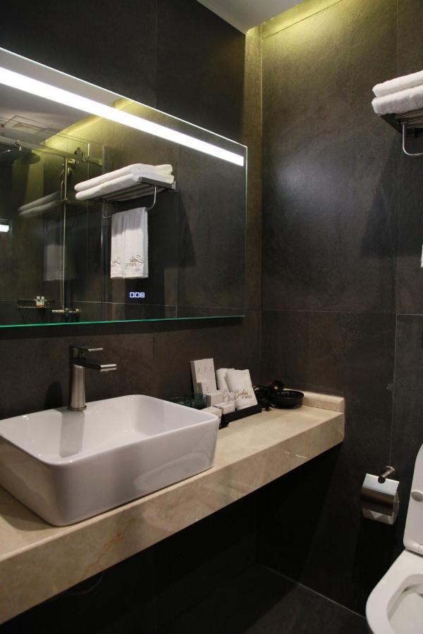 Sofia International Hotel Bişkek Dış mekan fotoğraf