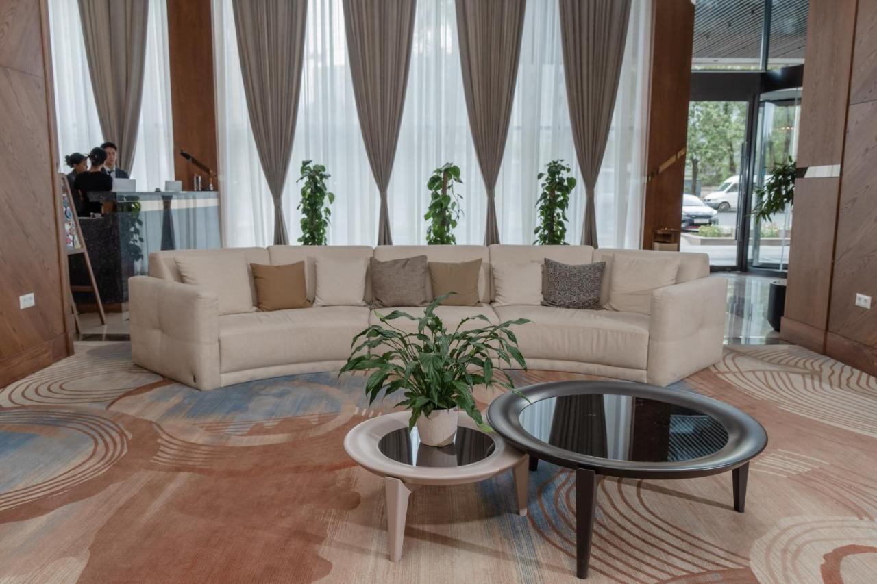 Sofia International Hotel Bişkek Dış mekan fotoğraf