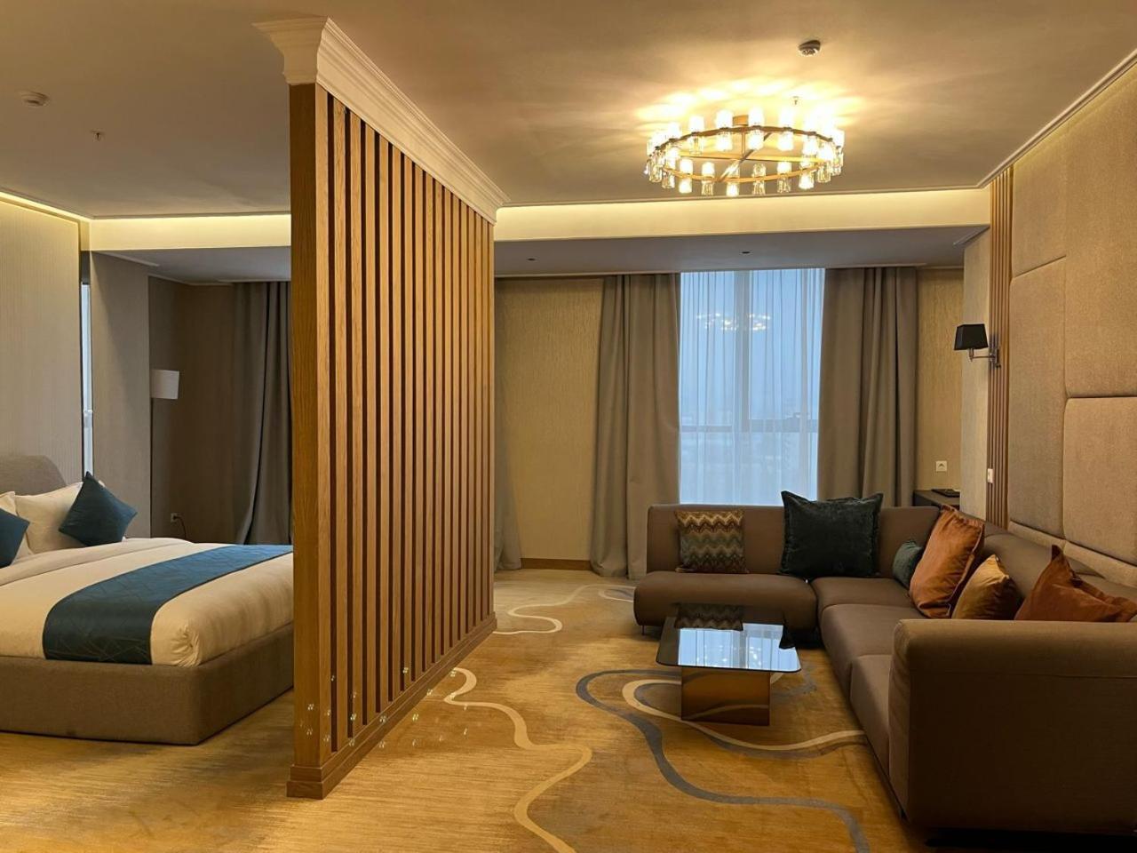 Sofia International Hotel Bişkek Dış mekan fotoğraf