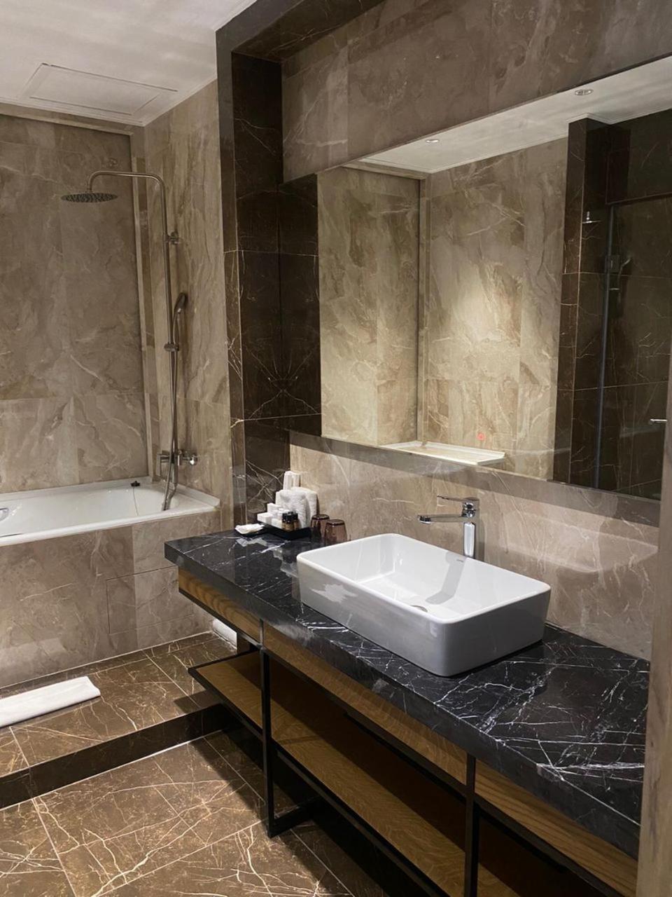 Sofia International Hotel Bişkek Dış mekan fotoğraf